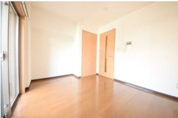 レジディア新中野の物件内観写真